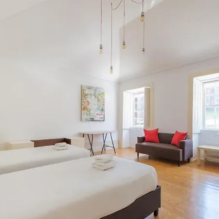 Townhouse 4 Bedrooms Sunny *