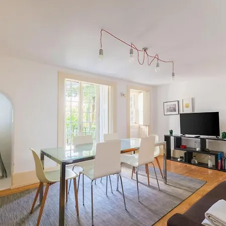 Townhouse 4 Bedrooms Sunny * Oporto