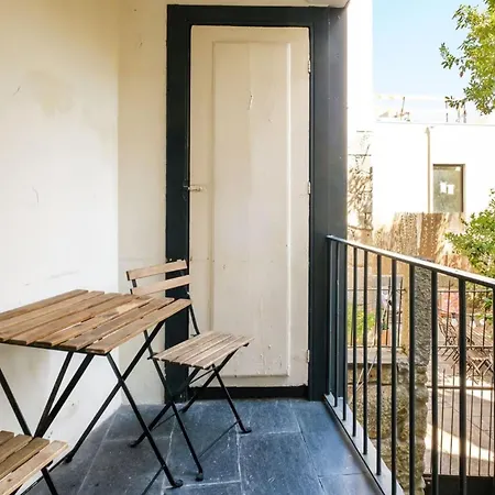 Townhouse 4 Bedrooms Sunny Oporto