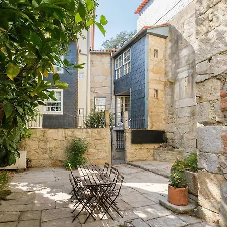 Townhouse 4 Bedrooms Sunny * Oporto